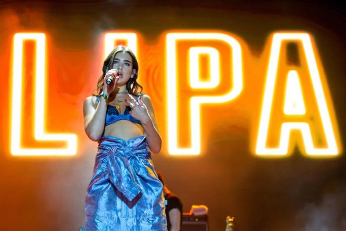 BAZOKABET - Informasi tentang penyanyi Dua Lipa