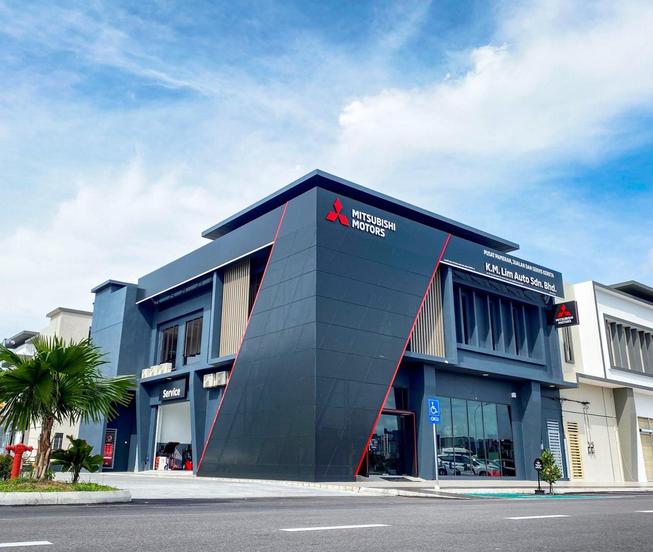 Pertama showroom flagship mitsubishi heavy industries ac hadir di ri